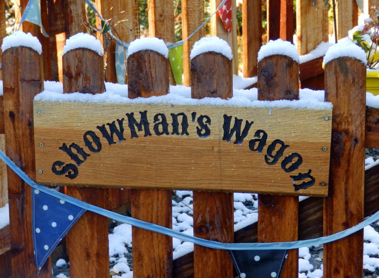 Showman'S Wagon At Coed Cae Dolgellau Bagian luar foto